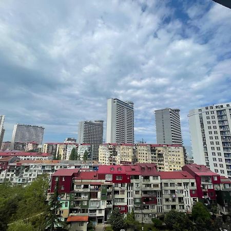 "Студия 24" - Посуточно И Помесячно Batumi Zewnętrze zdjęcie